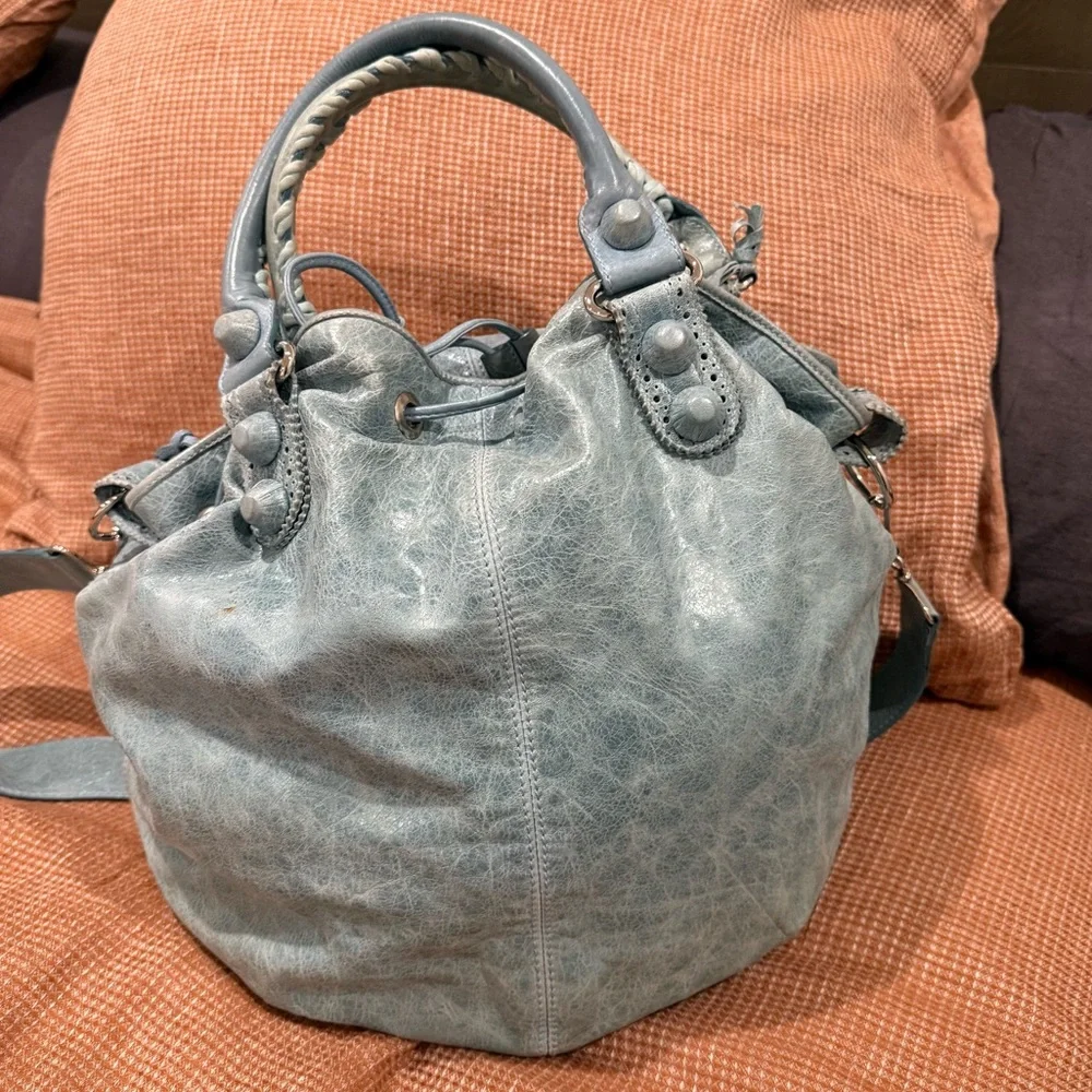 Authentic Balenciaga large bucket bag - Picture 5 of 15